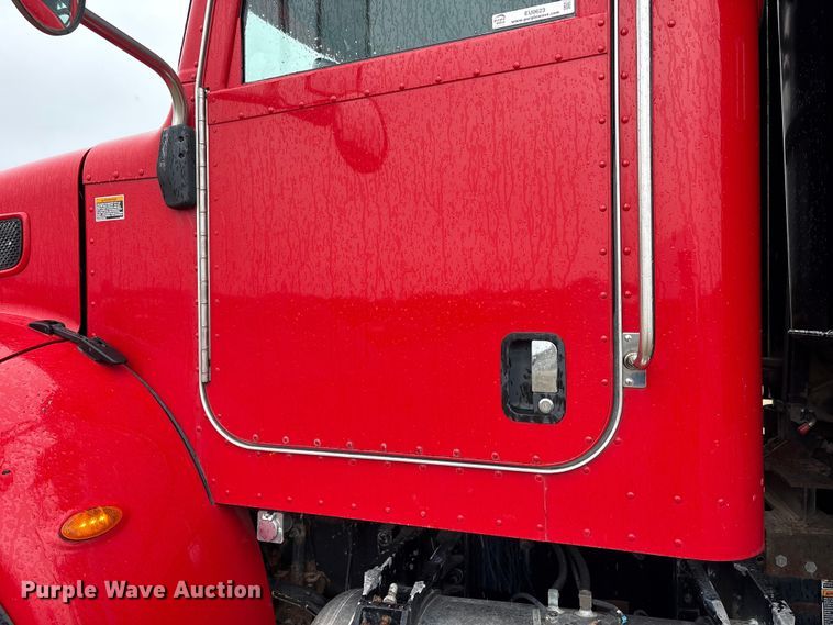 image for item EU0623 2016 Peterbilt 348 dump truck