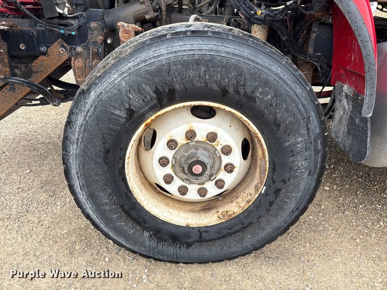 image for item EU0623 2016 Peterbilt 348 dump truck