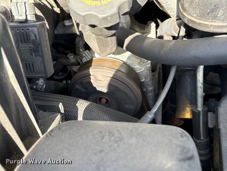 image for item EU8669 2000 Chevrolet Astro van