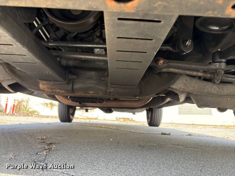 image for item EU8669 2000 Chevrolet Astro van