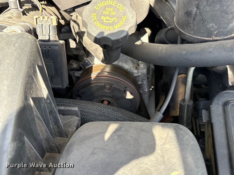 image for item EU8670 2000 Chevrolet Astro van