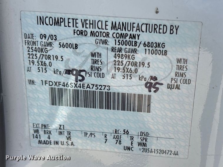 image for item EU8671 2004 Ford F450 Super Duty bucket truck