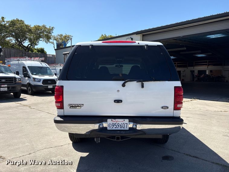 image for item EU8679 2000 Ford Expedition SUV