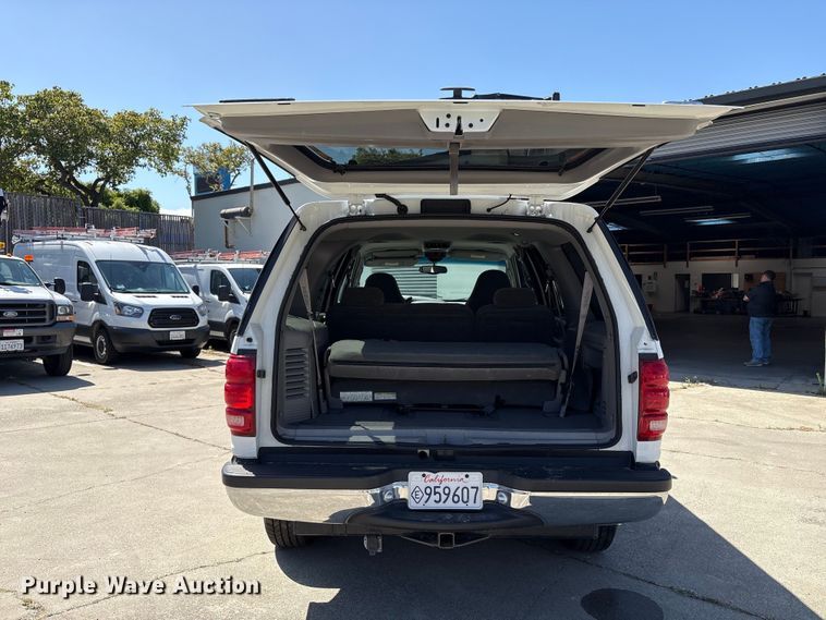 image for item EU8679 2000 Ford Expedition SUV