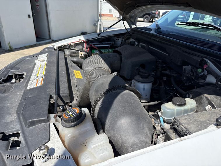image for item EU8679 2000 Ford Expedition SUV