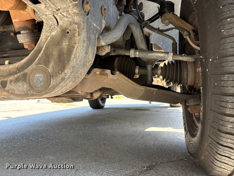 image for item EU8679 2000 Ford Expedition SUV