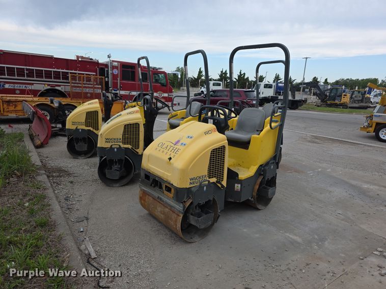 image for item EV2124 (4) Wacker Neuson RD12 double drum vibratory rollers