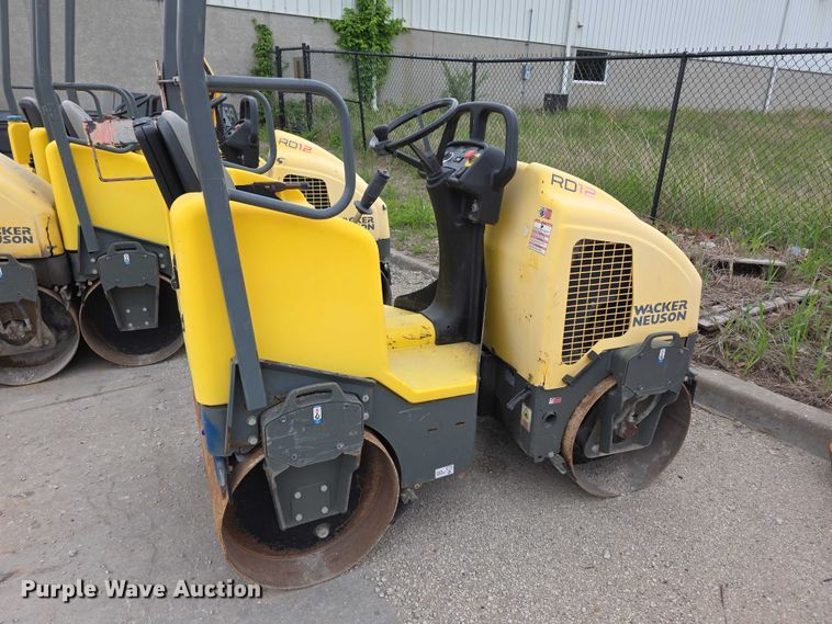 image for item EV2124 (4) Wacker Neuson RD12 double drum vibratory rollers