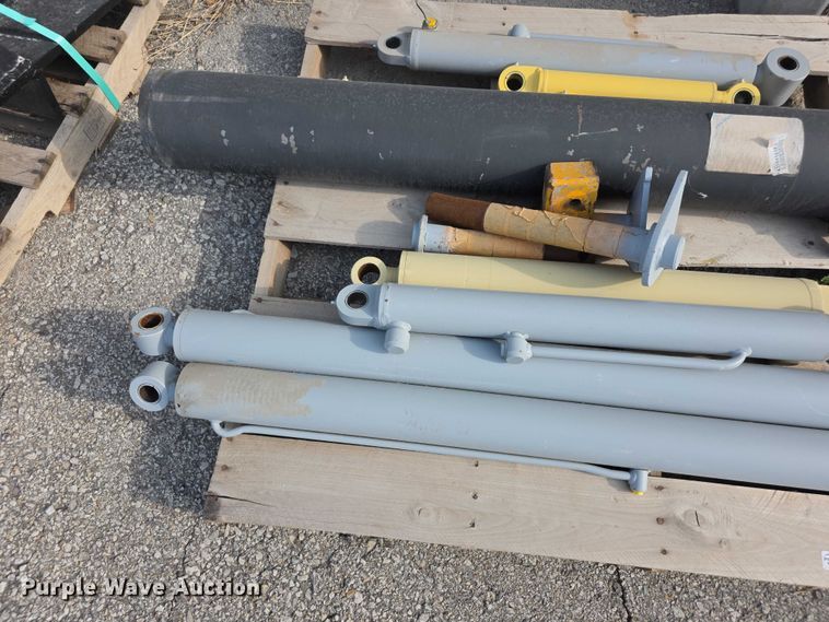 image for item EV2183 Truck parts