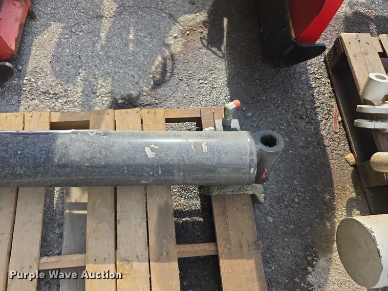 image for item EV2185 Truck parts