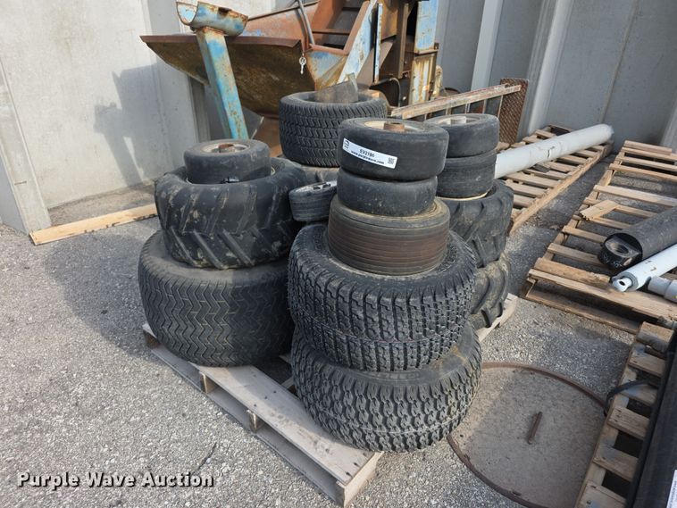 image for item EV2186 (17) mower tires