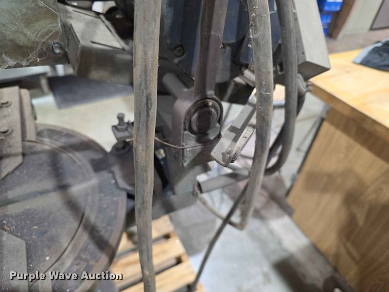 image for item EV2202 Brilliant metal chop saw