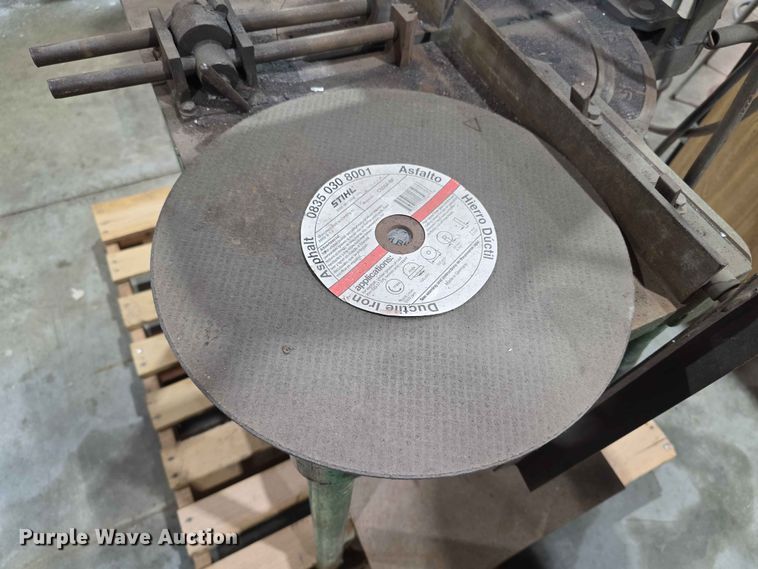 image for item EV2202 Brilliant metal chop saw