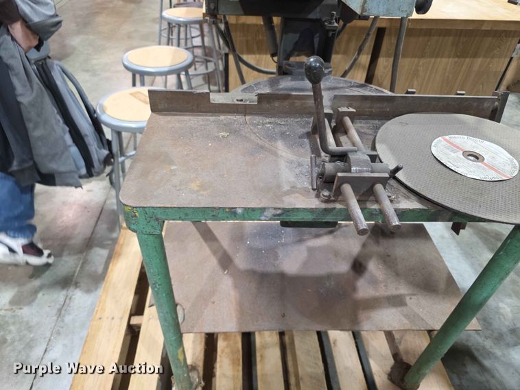 image for item EV2202 Brilliant metal chop saw