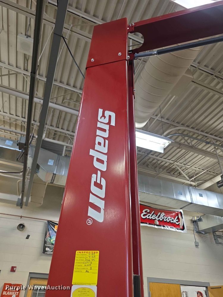 image for item EV2211 Snap-on Versymmetric CL10V3 two post automotive lift