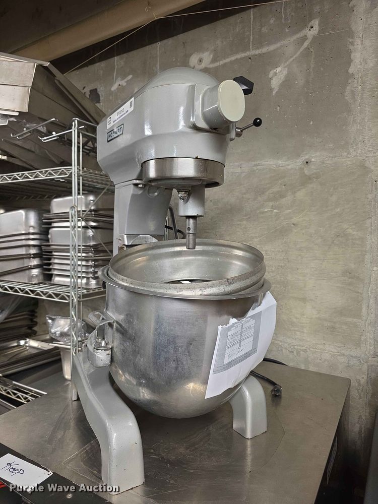 image for item EV2212 Hobart A200T  mixer