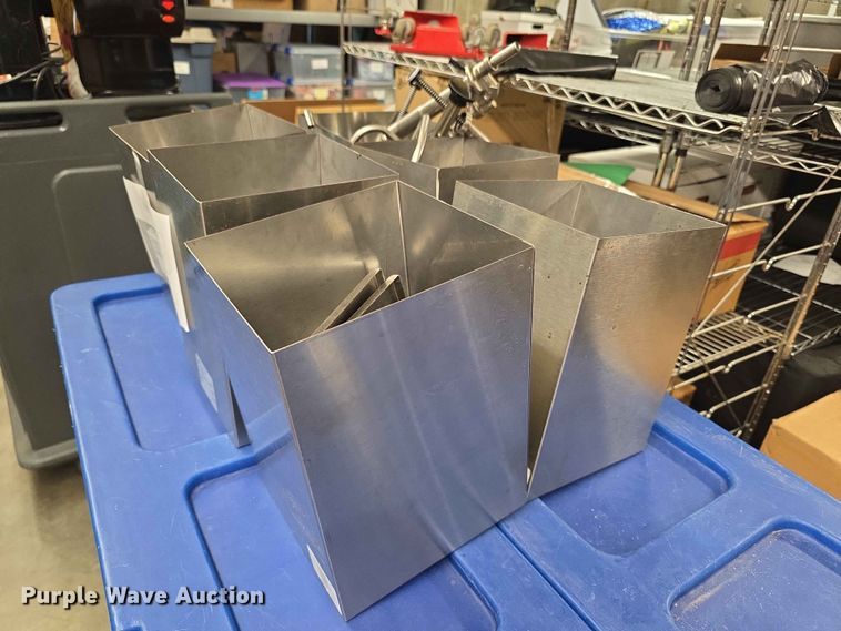 image for item EV2213 Restaurant equipment