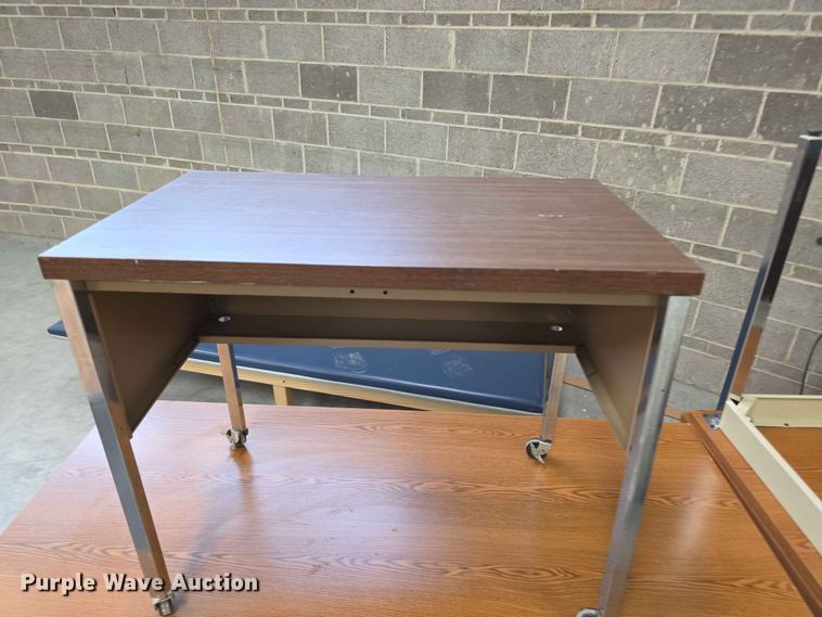 image for item EV2215 (22) tables 