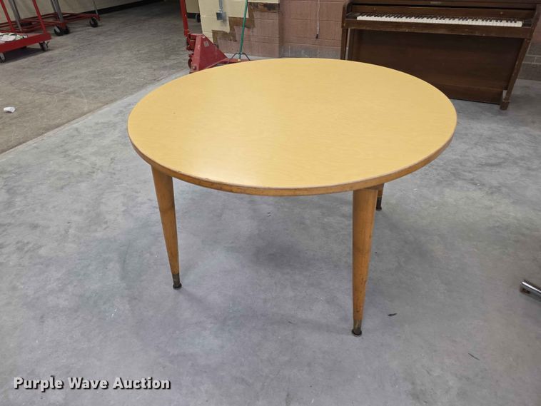 image for item EV2215 (22) tables 