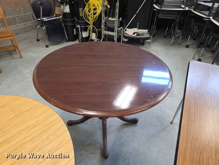image for item EV2215 (22) tables 