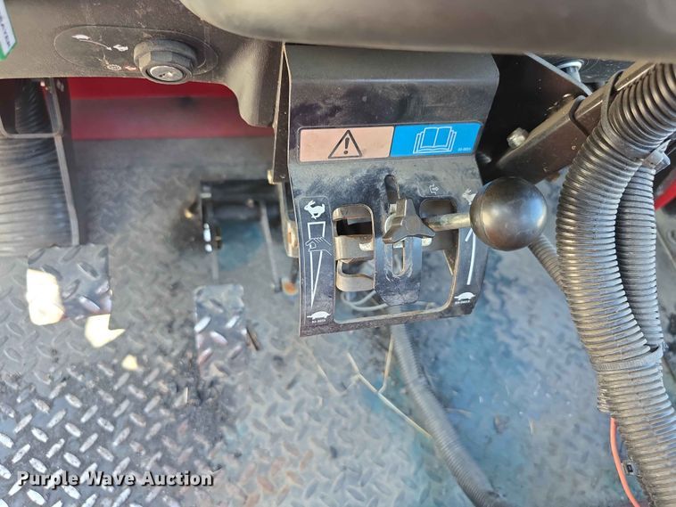 image for item EV2227 2008 Toro workman 3200 sprayer cart turf sprayer