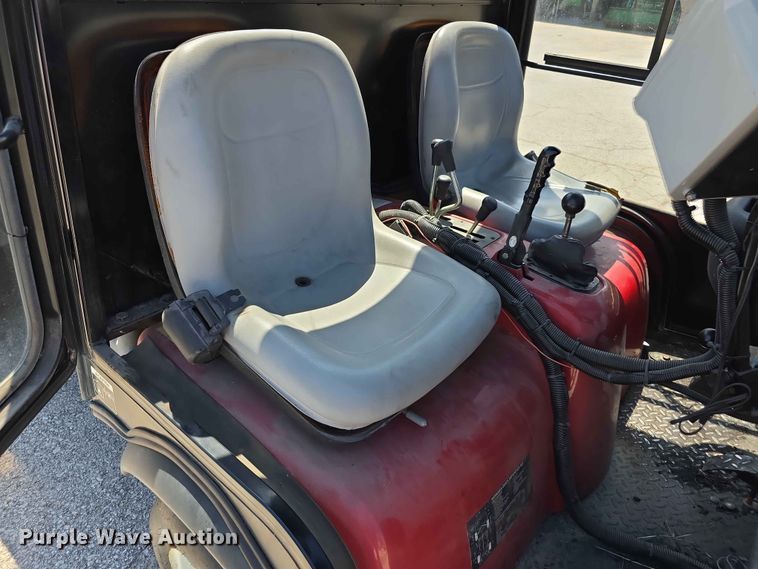 image for item EV2227 2008 Toro workman 3200 sprayer cart turf sprayer