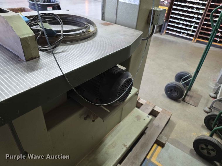 image for item EV2228 1992 SCMI 900 band saw