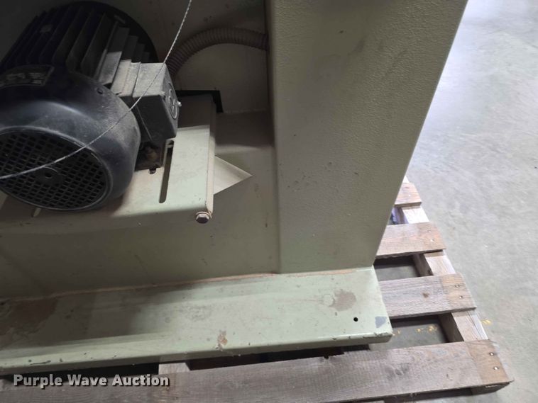 image for item EV2228 1992 SCMI 900 band saw