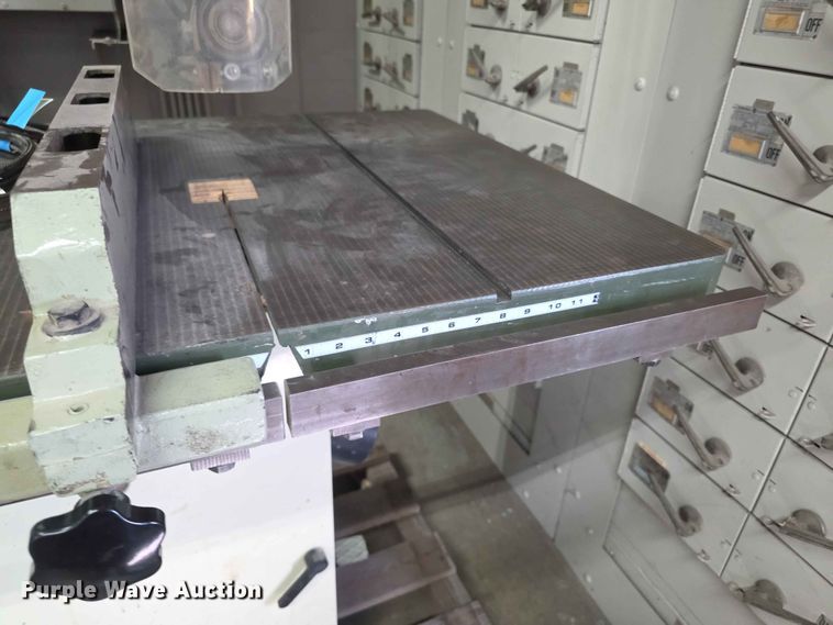 image for item EV2228 1992 SCMI 900 band saw