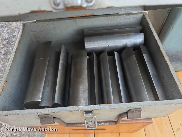 image for item EV2232 Morrison key cutting machine