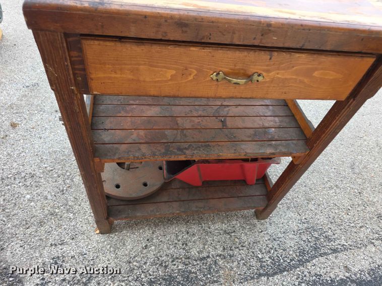 image for item EV2232 Morrison key cutting machine