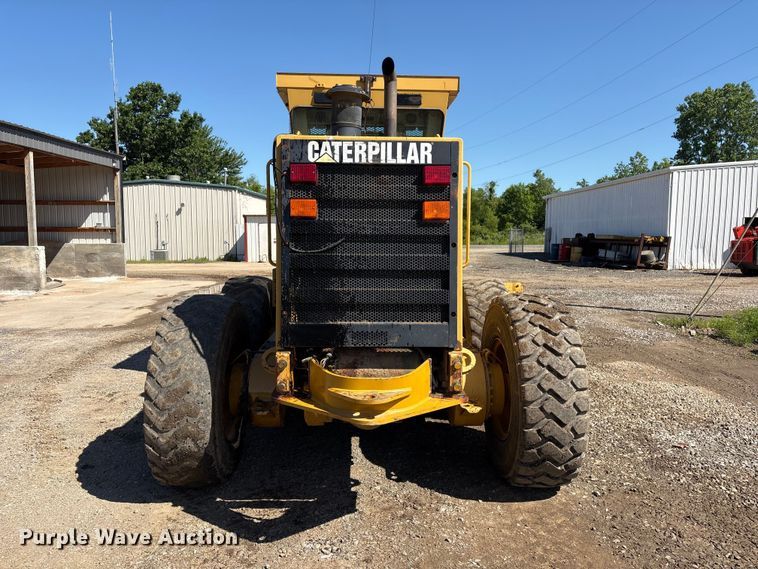 image for item EV2973 1999 Caterpillar 140H motor grader