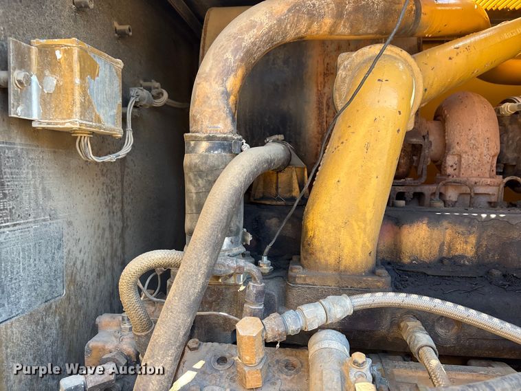 image for item EV2973 1999 Caterpillar 140H motor grader