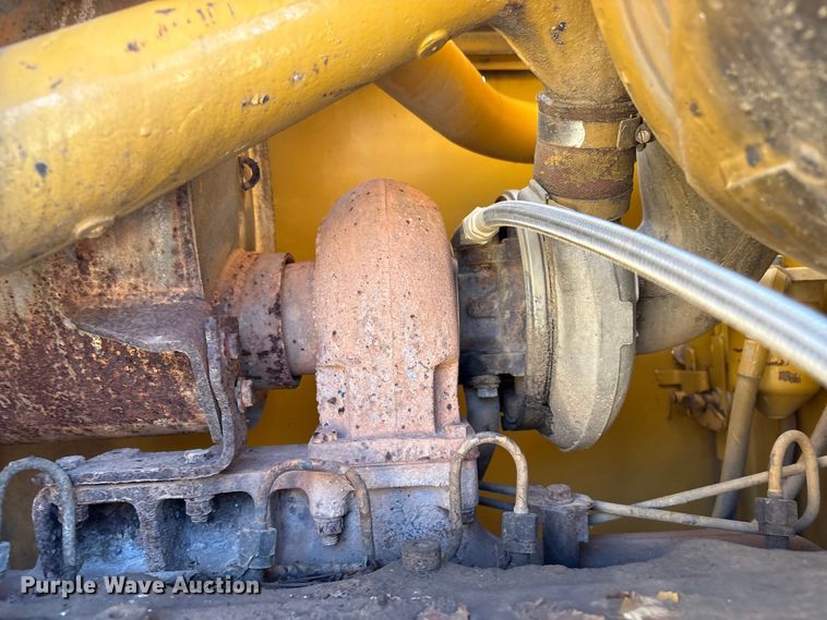 image for item EV2973 1999 Caterpillar 140H motor grader