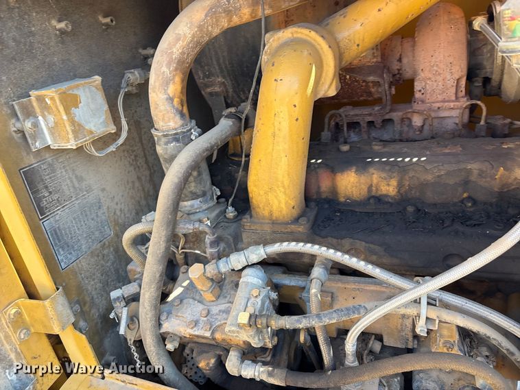 image for item EV2973 1999 Caterpillar 140H motor grader