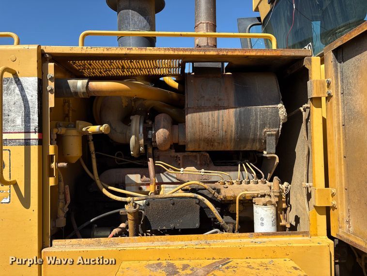 image for item EV2973 1999 Caterpillar 140H motor grader