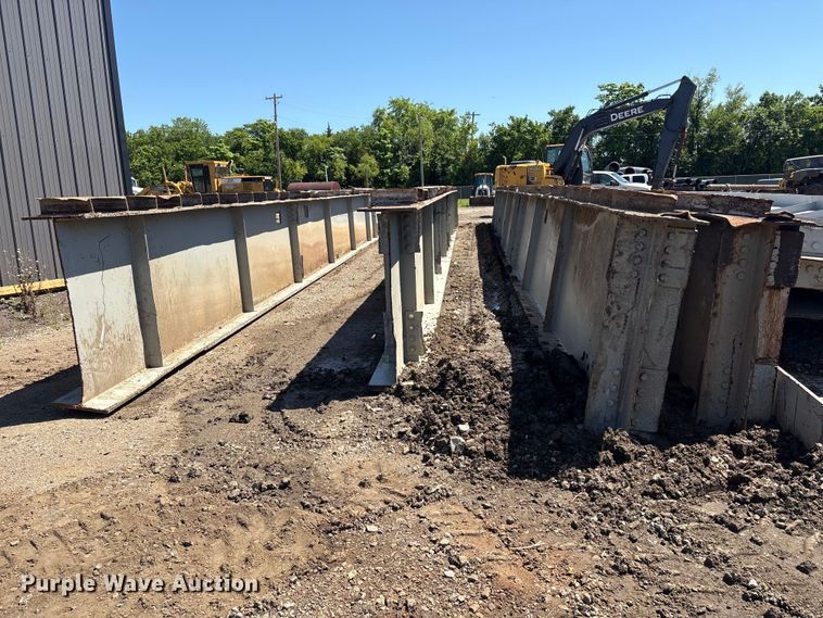 image for item EV2975 (4) bridge beams