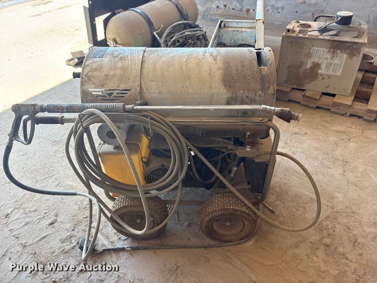 image for item EV2978 Hydro Tek HP30004E2 hot pressure washer