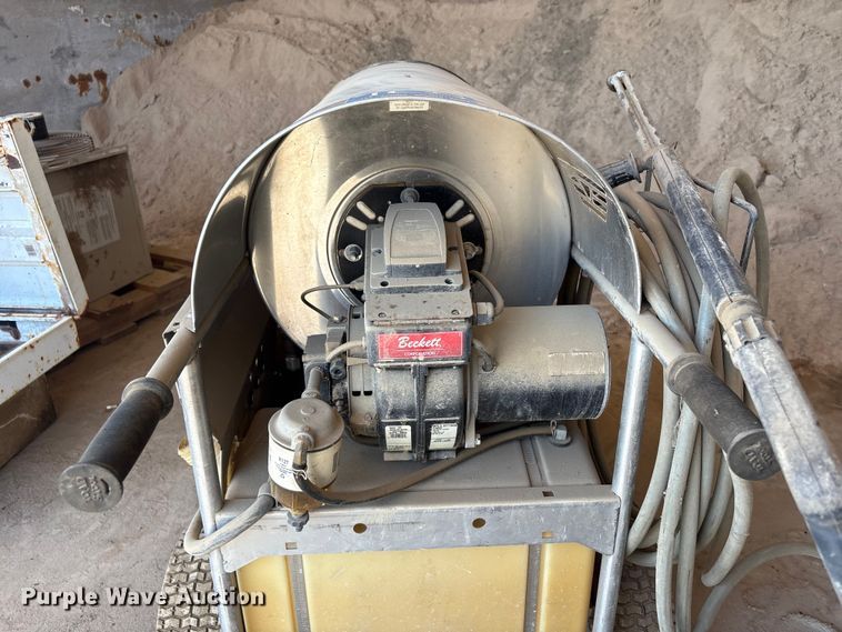 image for item EV2978 Hydro Tek HP30004E2 hot pressure washer