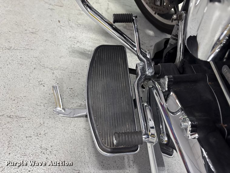 image for item EV2982 2021 Harley-Davidson Police Electra Glide motorcycle