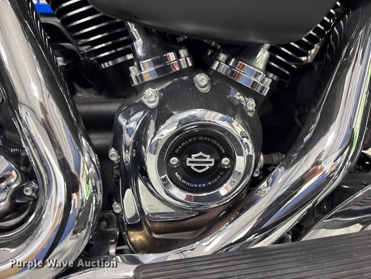 image for item EV2982 2021 Harley-Davidson Police Electra Glide motorcycle