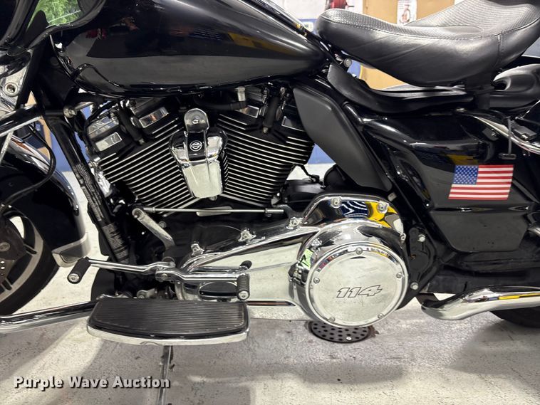 image for item EV2982 2021 Harley-Davidson Police Electra Glide motorcycle