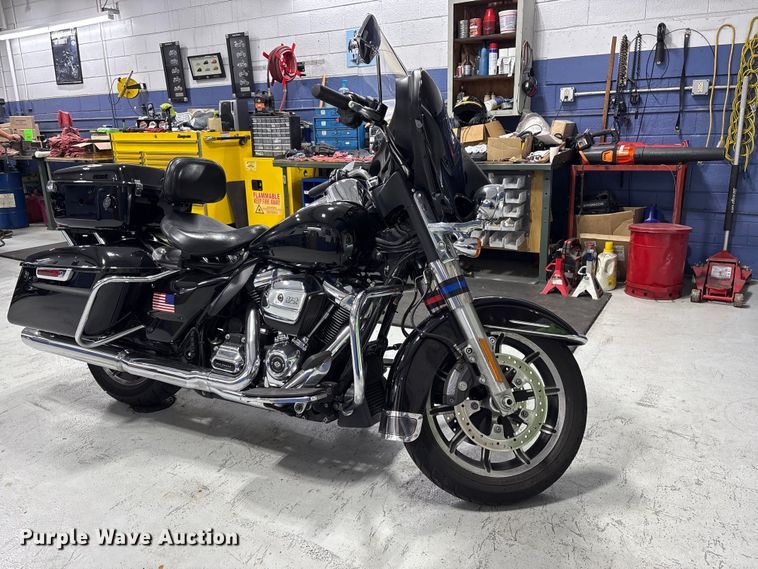 image for item EV2983 2019 Harley-Davidson Police Electra Glide motorcycle