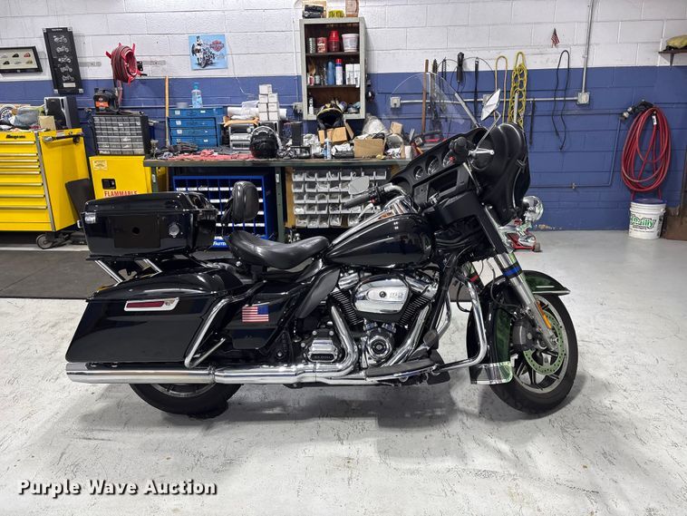 image for item EV2983 2019 Harley-Davidson Police Electra Glide motorcycle