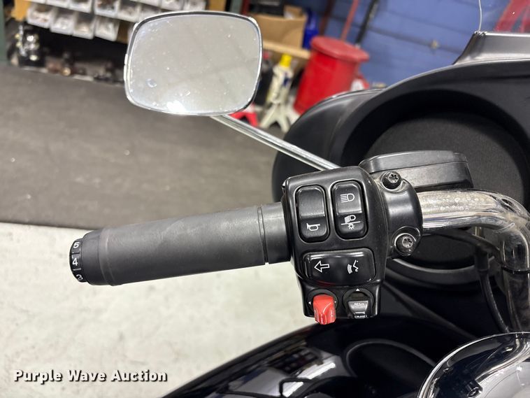 image for item EV2983 2019 Harley-Davidson Police Electra Glide motorcycle