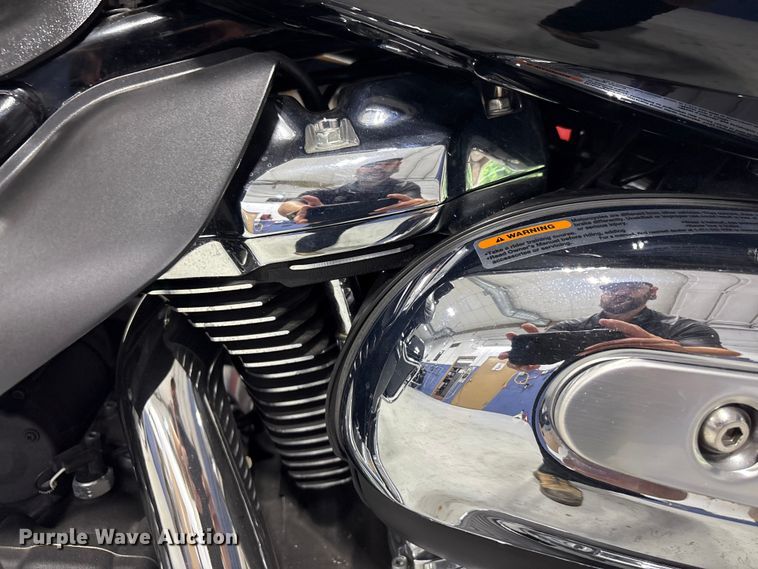 image for item EV2983 2019 Harley-Davidson Police Electra Glide motorcycle