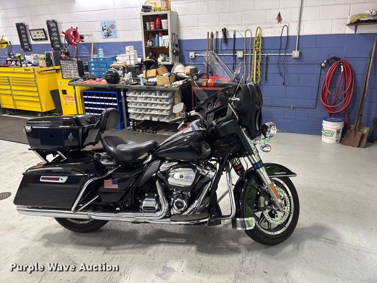 image for item EV2984 2019 Harley-Davidson Police Electra Glide motorcycle
