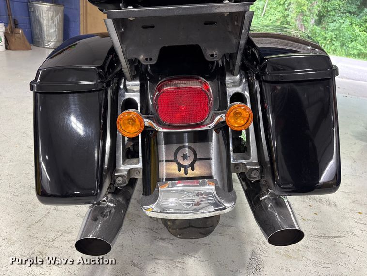 image for item EV2984 2019 Harley-Davidson Police Electra Glide motorcycle