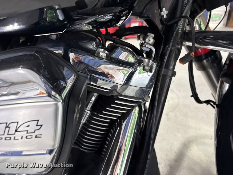 image for item EV2984 2019 Harley-Davidson Police Electra Glide motorcycle