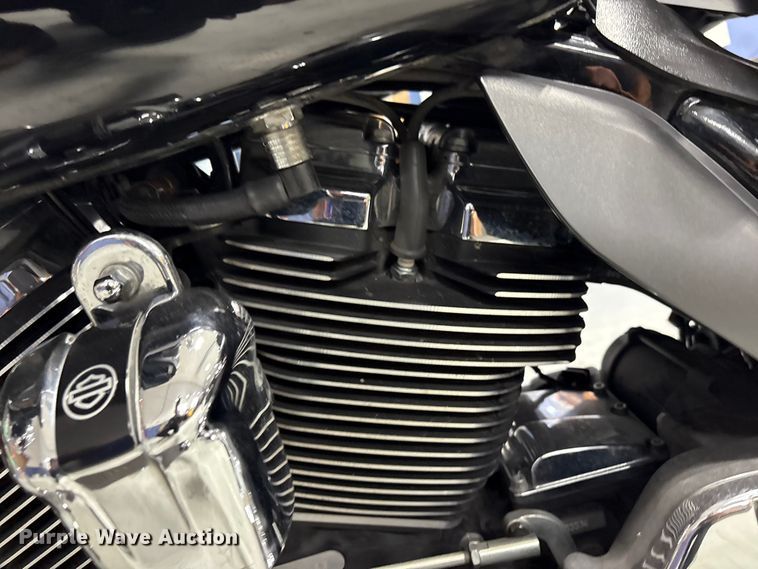 image for item EV2984 2019 Harley-Davidson Police Electra Glide motorcycle